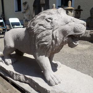 koenig der loewen, frostsichere gartenfigur