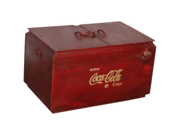 alte cola kuehlbox aus indien